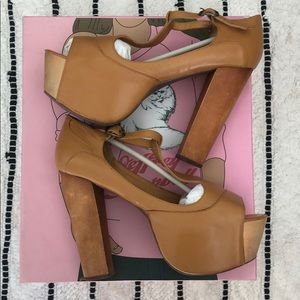 JEFFREY CAMPBELL Foxy-Wood Mustard